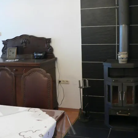 Apartman Zum Gruenen Holz Bohlenbergerfeld